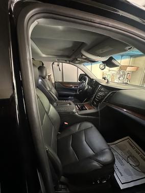 2016 Cadillac Escalade Luxury
