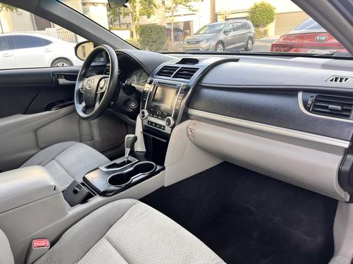 2014 Toyota Camry LE