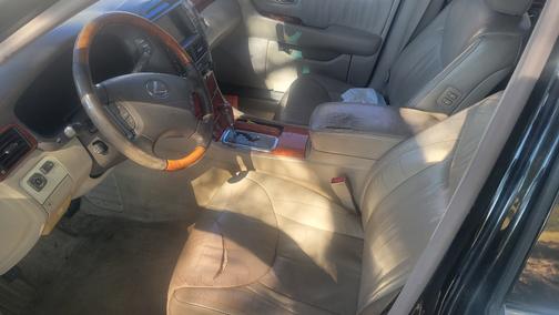 2001 Lexus LS 430 Base