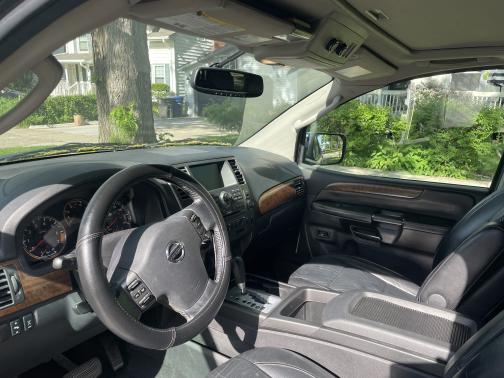 2009 Nissan Armada LE