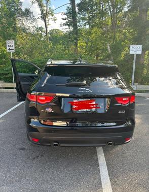 Black 2018 Jaguar F-PACE 25t Premium