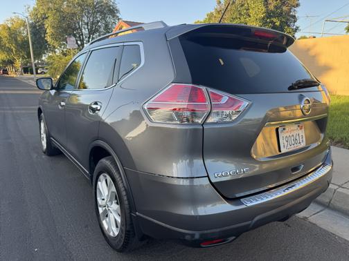 2014 Nissan Rogue SV