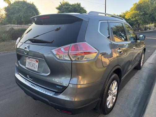 2014 Nissan Rogue SV