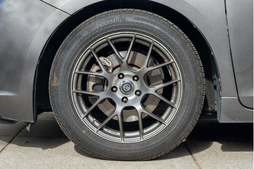 Gray 2017 Toyota Sienna XLE Premium