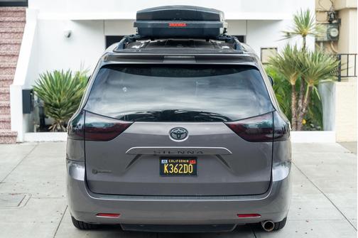 Gray 2017 Toyota Sienna XLE Premium