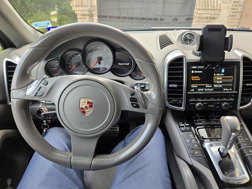 2012 Porsche Cayenne S