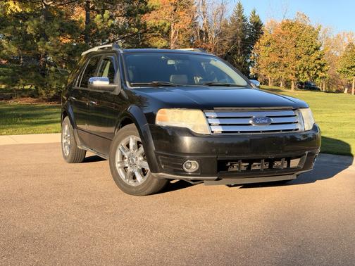 Black 2008 Ford Taurus X Limited