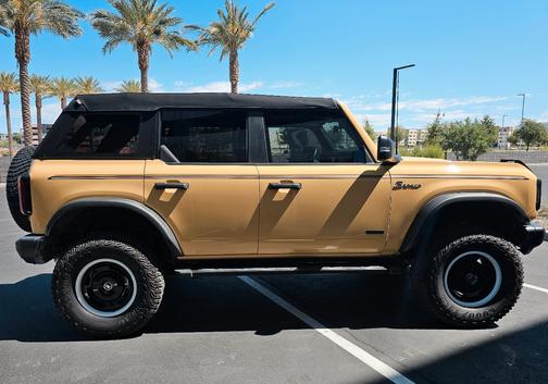 Yellow 2024 Ford Bronco Heritage Limited Edition
