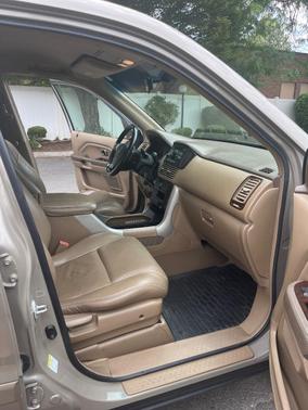Gold 2003 Honda Pilot EX-L
