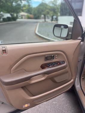 Gold 2003 Honda Pilot EX-L
