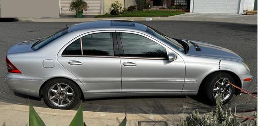 2002 Mercedes-Benz C-Class C320