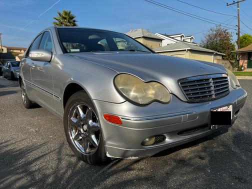 2002 Mercedes-Benz C-Class C320
