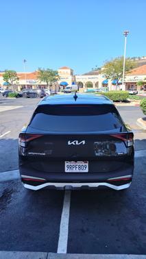 Black 2025 Kia Sportage Hybrid LX