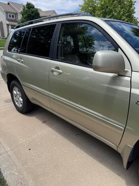 Beige 2003 Toyota Highlander Limited
