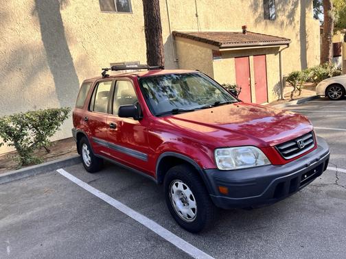 Red 1999 Honda CR-V LX