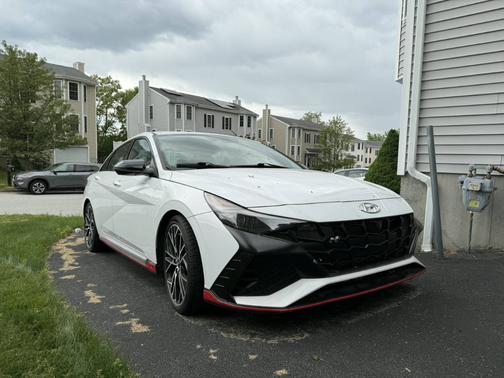 White 2022 Hyundai ELANTRA N Base