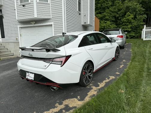 White 2022 Hyundai ELANTRA N Base