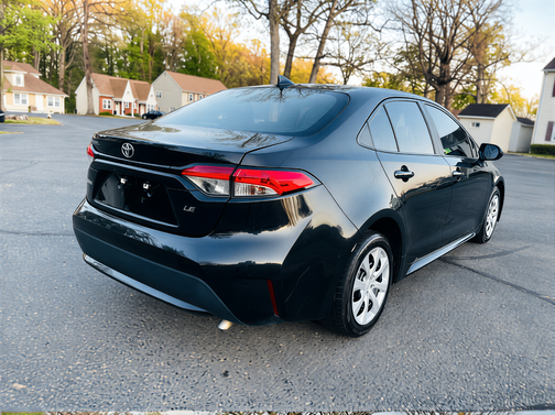 Black 2022 Toyota Corolla LE