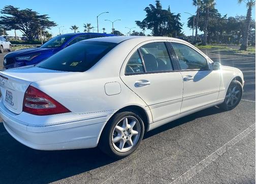 2004 Mercedes-Benz C-Class C240