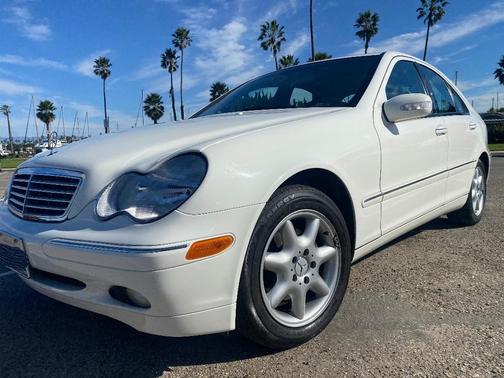 2004 Mercedes-Benz C-Class C240
