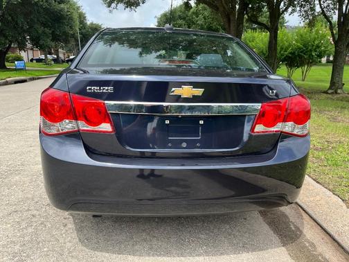 Blue 2015 Chevrolet Cruze 1LT