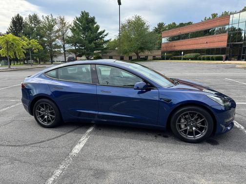Blue 2023 Tesla Model 3 Long Range
