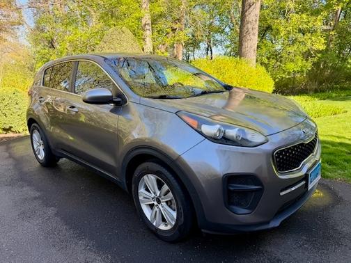 Gray 2017 Kia Sportage LX