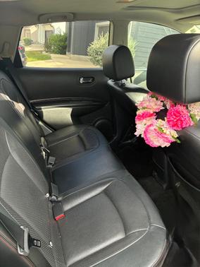 Beige 2012 Nissan Rogue SL