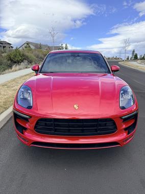 Red 2018 Porsche Macan Macan GTS