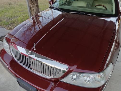 2003 Lincoln Town Car Signature