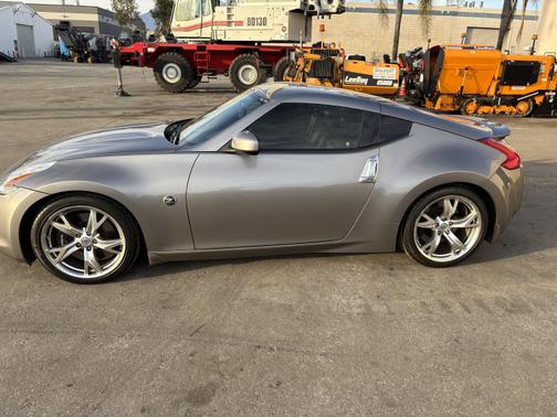 2009 Nissan 370Z Base