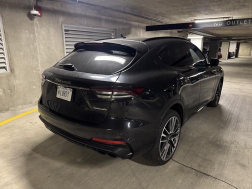 2022 Maserati Levante Modena S