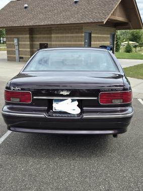 1993 Chevrolet Caprice Classic Base