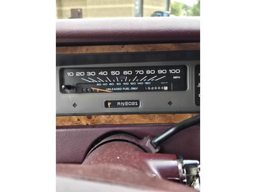 1993 Chevrolet Caprice Classic Base