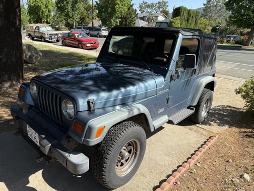 1999 Jeep Wrangler SE