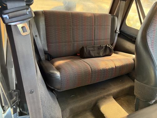 1999 Jeep Wrangler SE