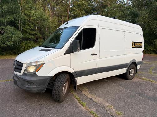 White 2017 Mercedes-Benz Sprinter 2500 Standard Roof