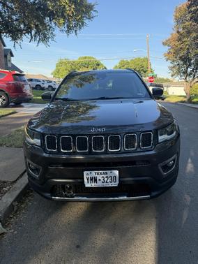 Gray 2018 Jeep Compass Limited