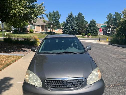 Gray 2008 Toyota Corolla LE