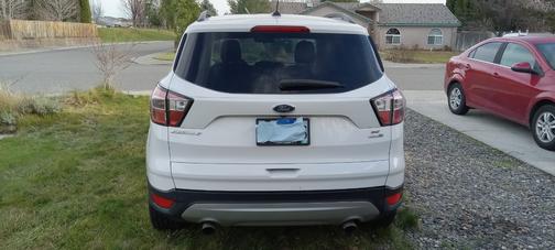 White 2018 Ford Escape SE