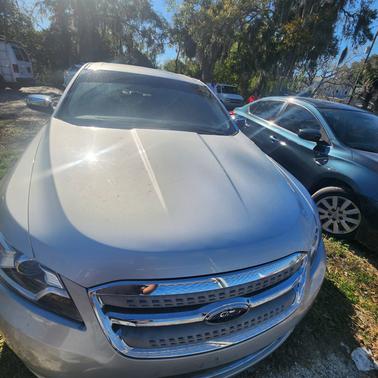 2010 Ford Taurus Limited