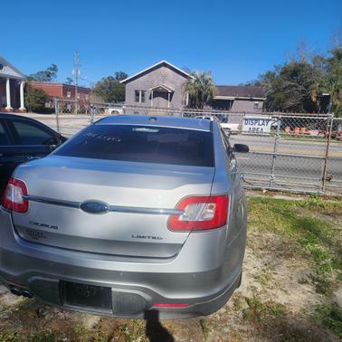 2010 Ford Taurus Limited