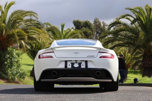 2015 Aston Martin Vanquish Base
