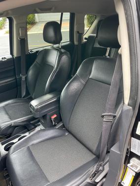 Black 2016 Jeep Compass Latitude