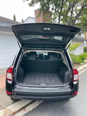 Black 2016 Jeep Compass Latitude