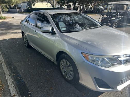 2014 Toyota Camry LE