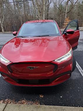 2022 Ford Mustang Mach-E Select