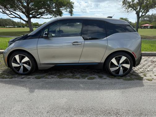 2017 BMW i3 94 Ah w/Range Extender
