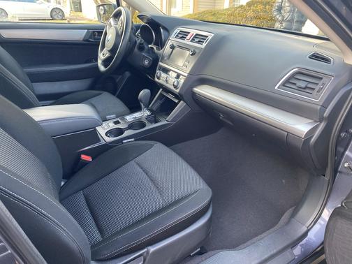 2016 Subaru Outback 2.5i