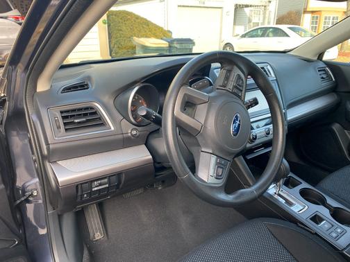 2016 Subaru Outback 2.5i